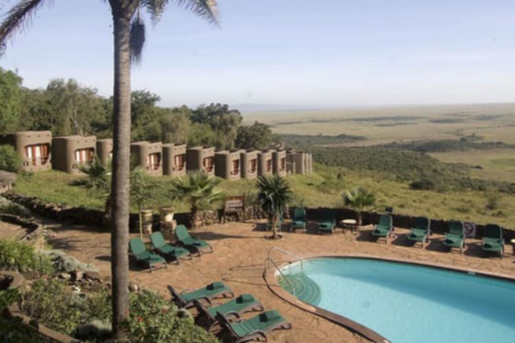 Mara Serena Lodge and pool